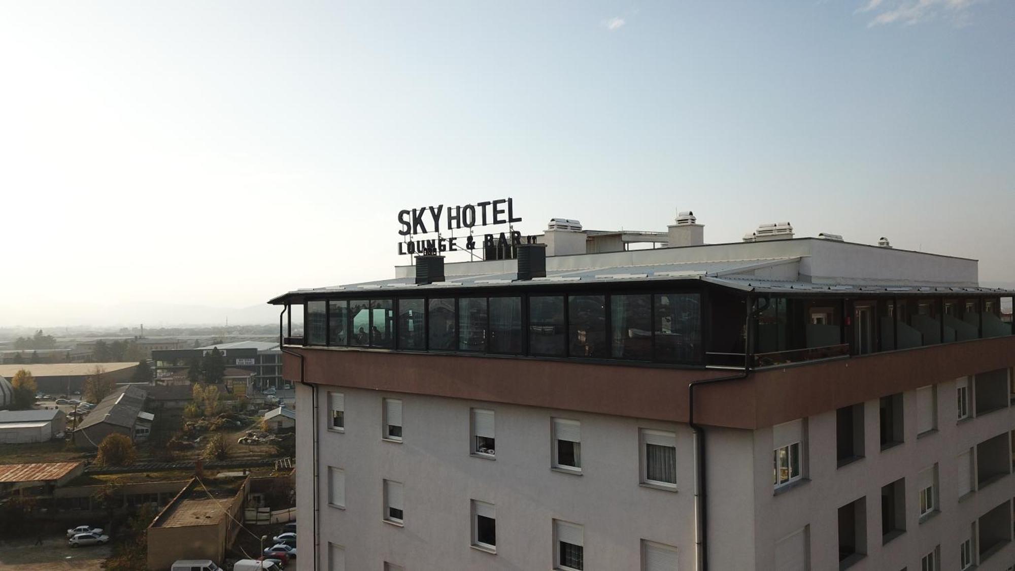 Sky Hotel Prizren Exterior photo